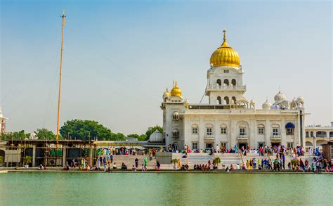 gurudwara bangla sahib new delhi.